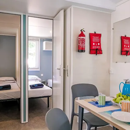 度假居 Bella Sardinia-2 By Interhome *